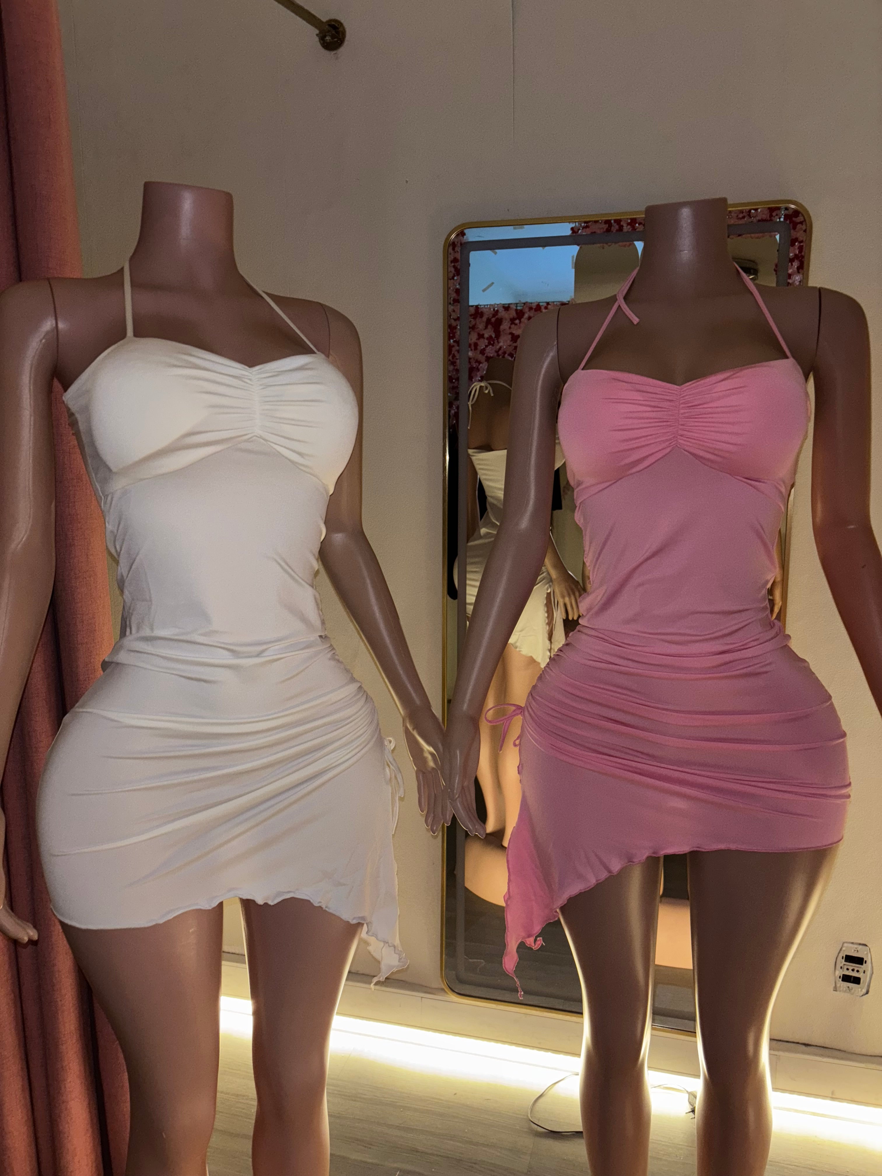 Vestido copa abertura lateral