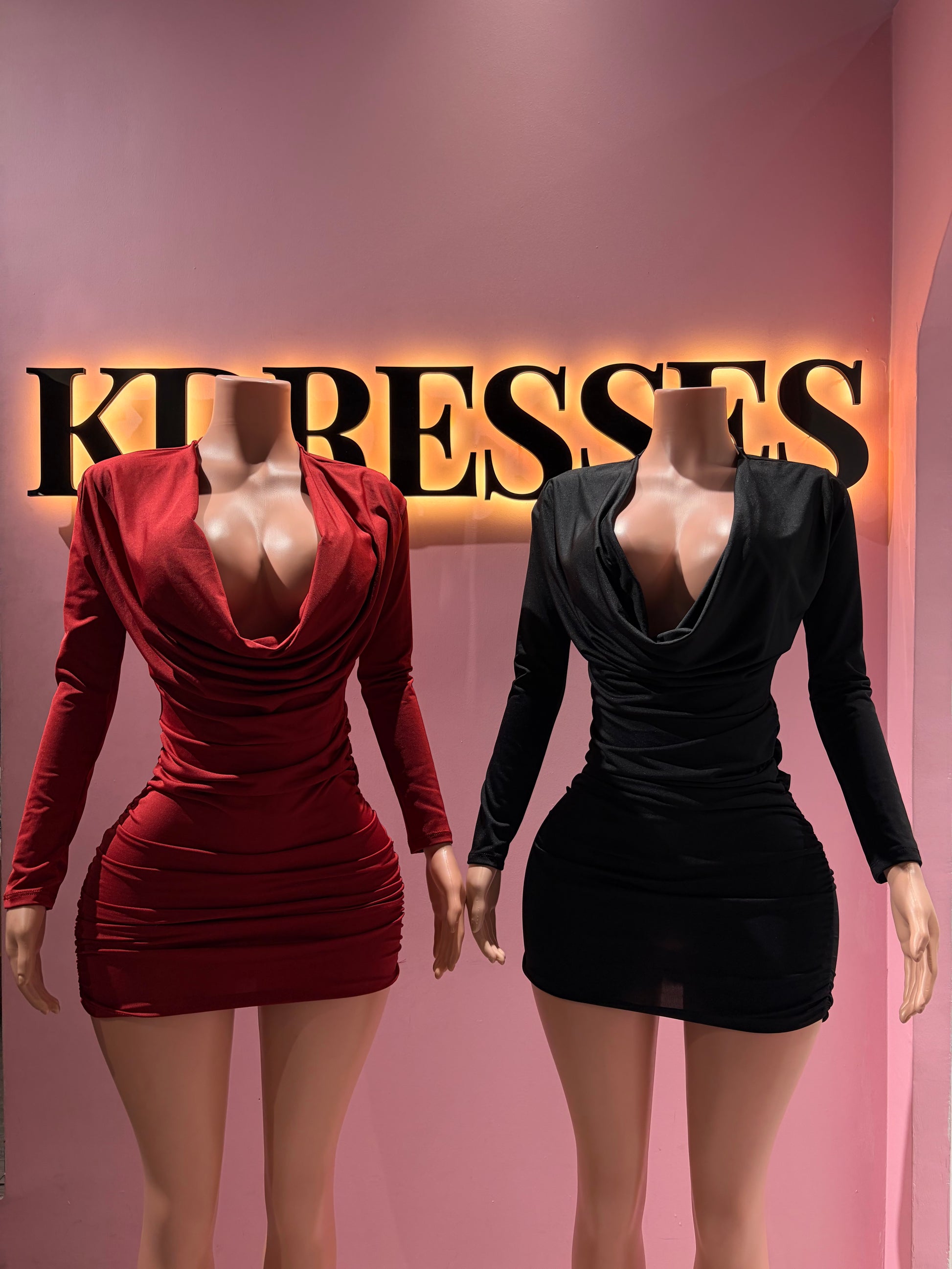 Vestido escote drapeado manga larga
