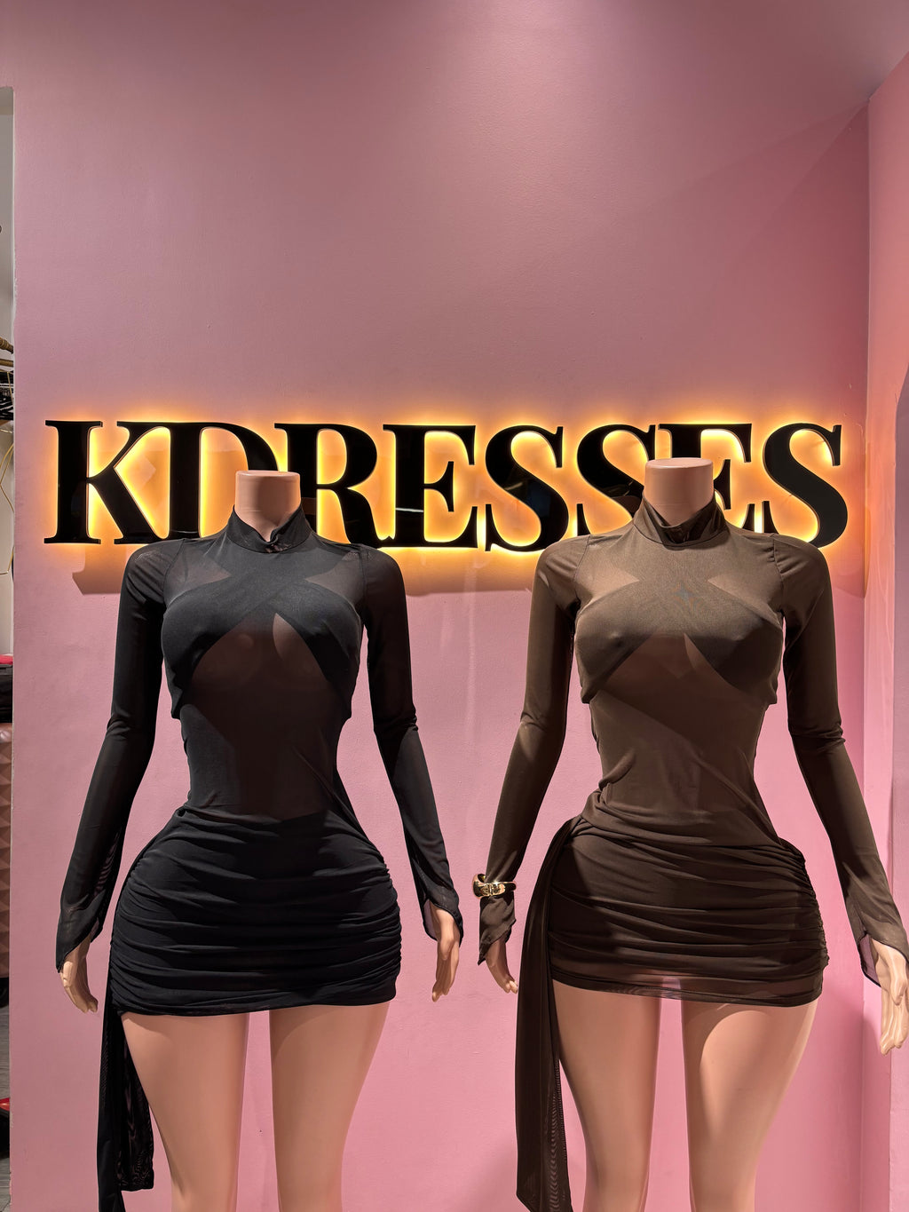 Vestido transparencia cruzado