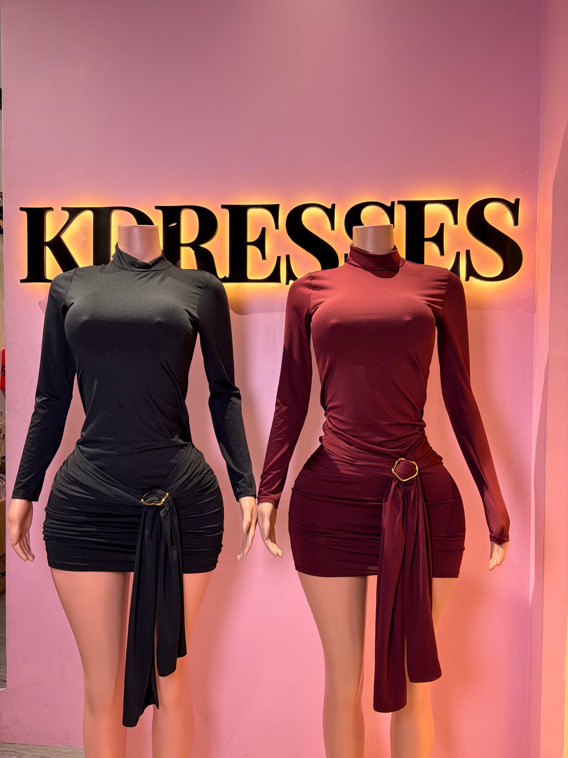 Vestido drapeado manga larga