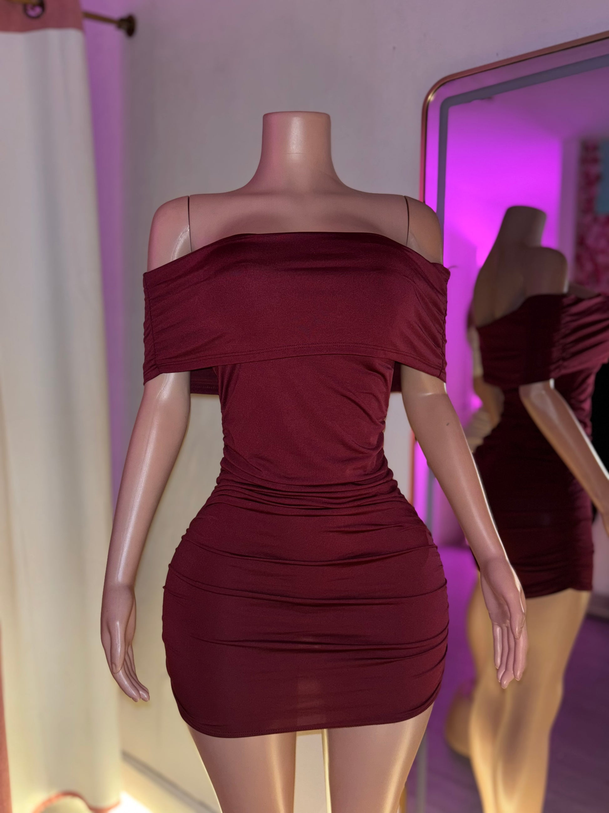 Vestido cuello bote