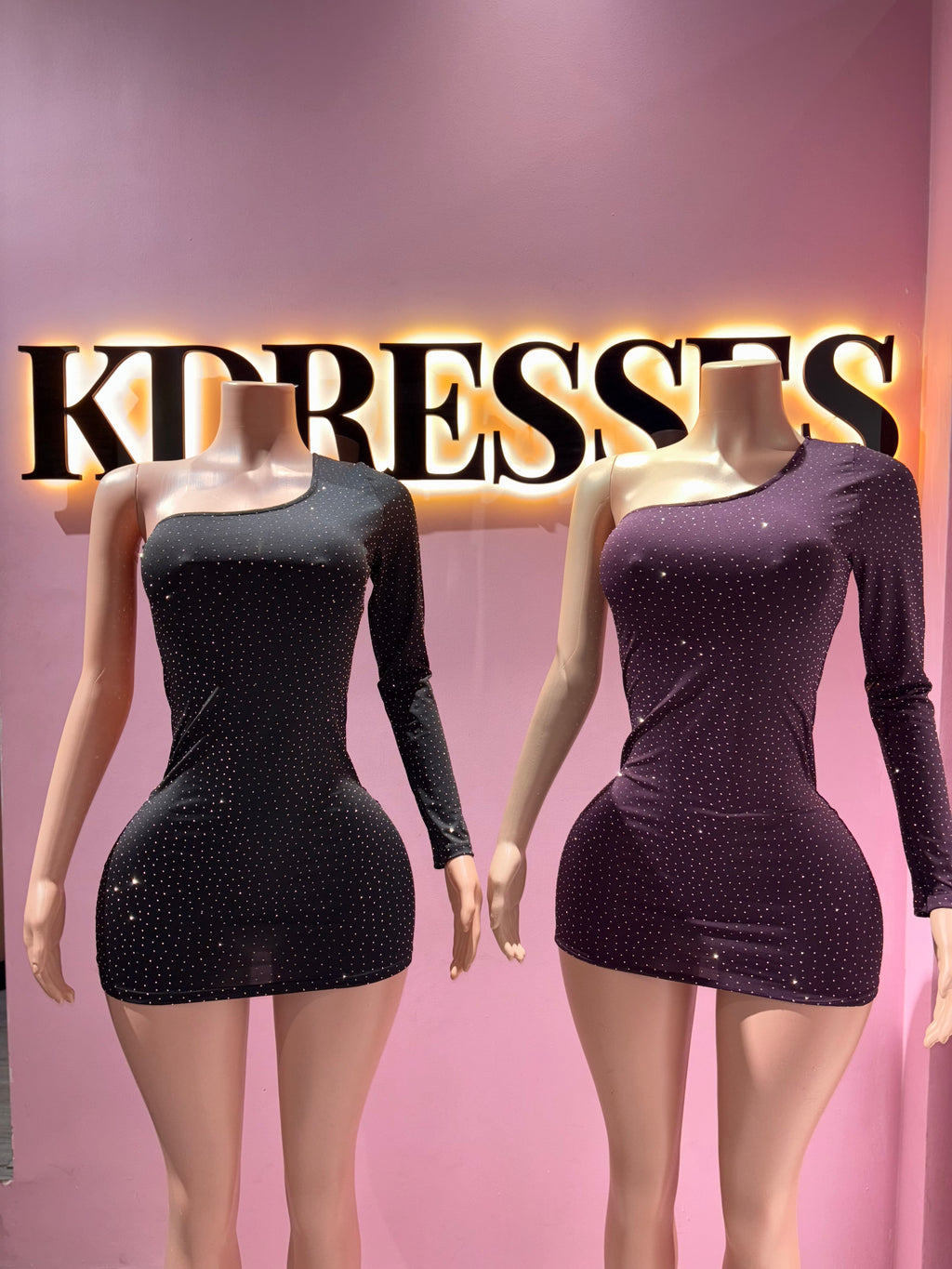 Vestido 1 manga brillos