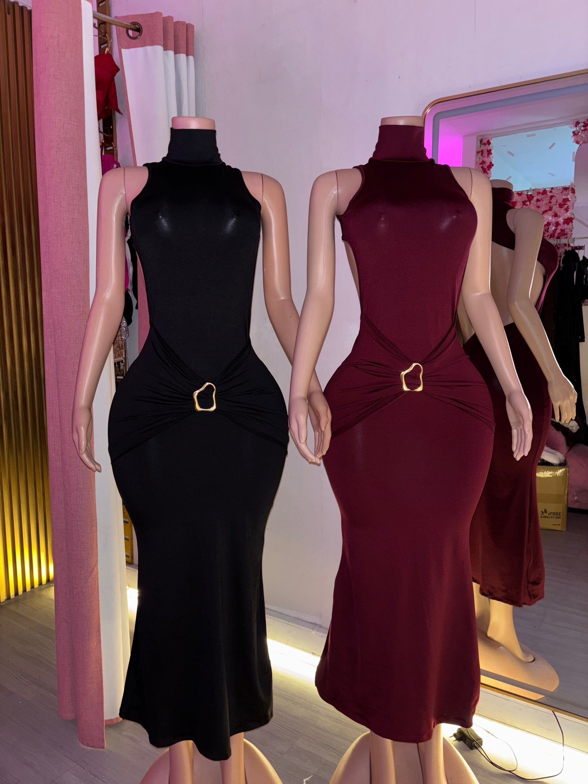 Vestido largo hebilla sin mangas