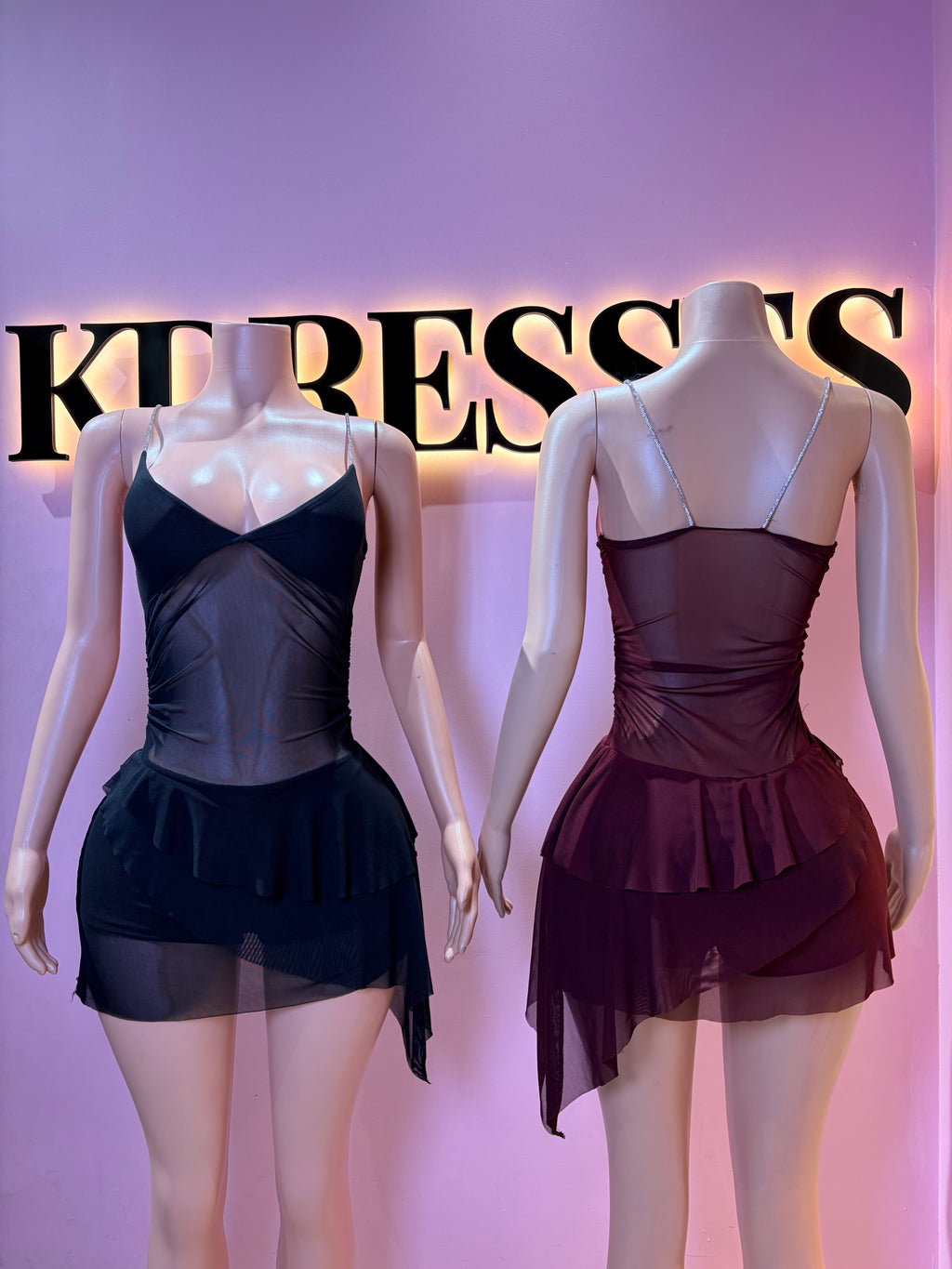 Vestido short transparencia
