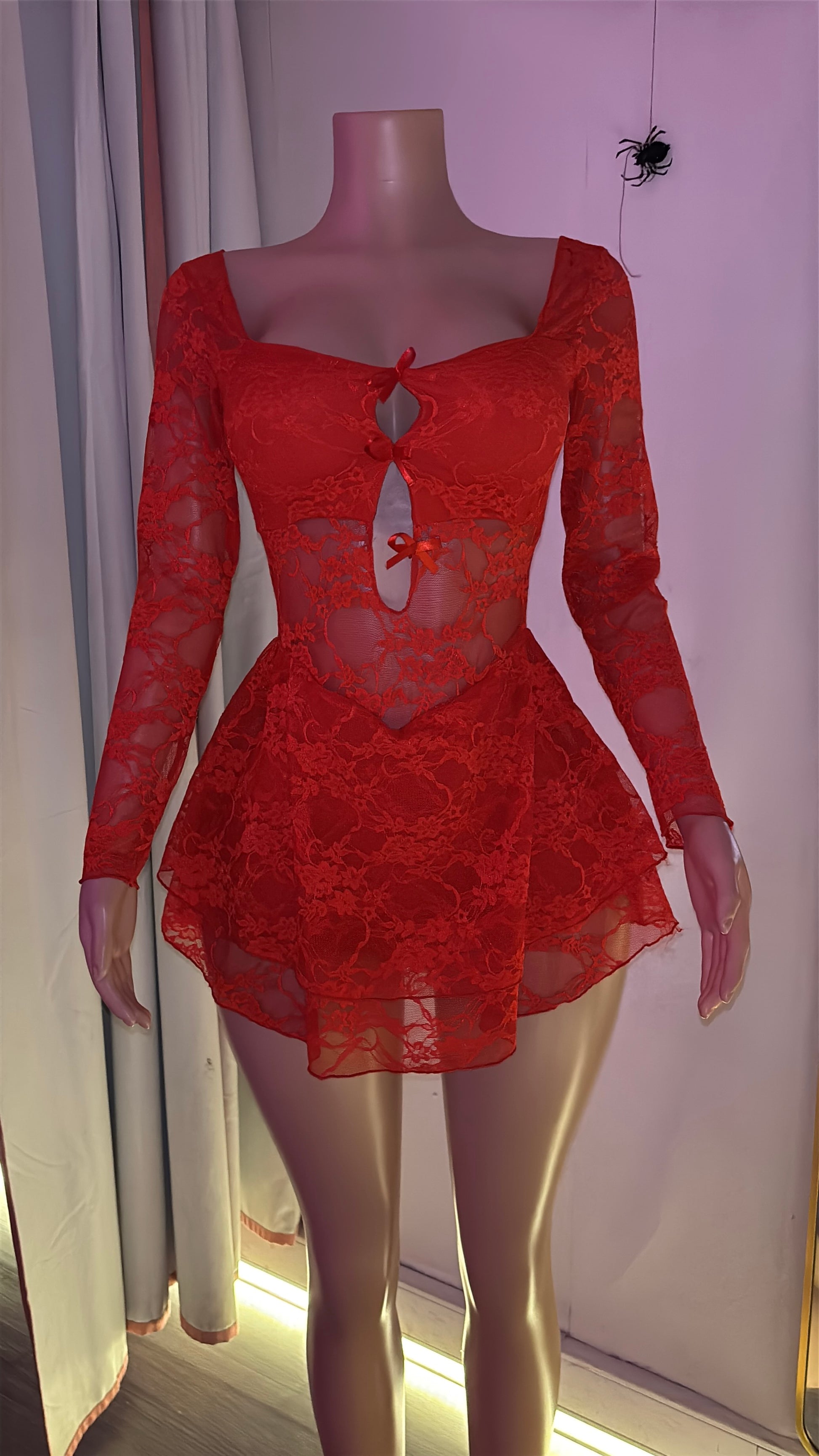 Vestido encaje mini vuelitos