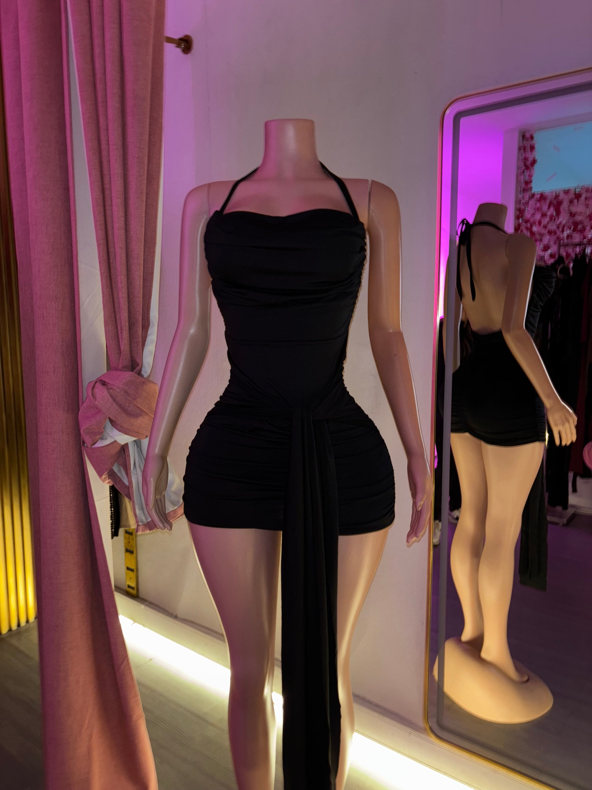 Vestido essential drapeado