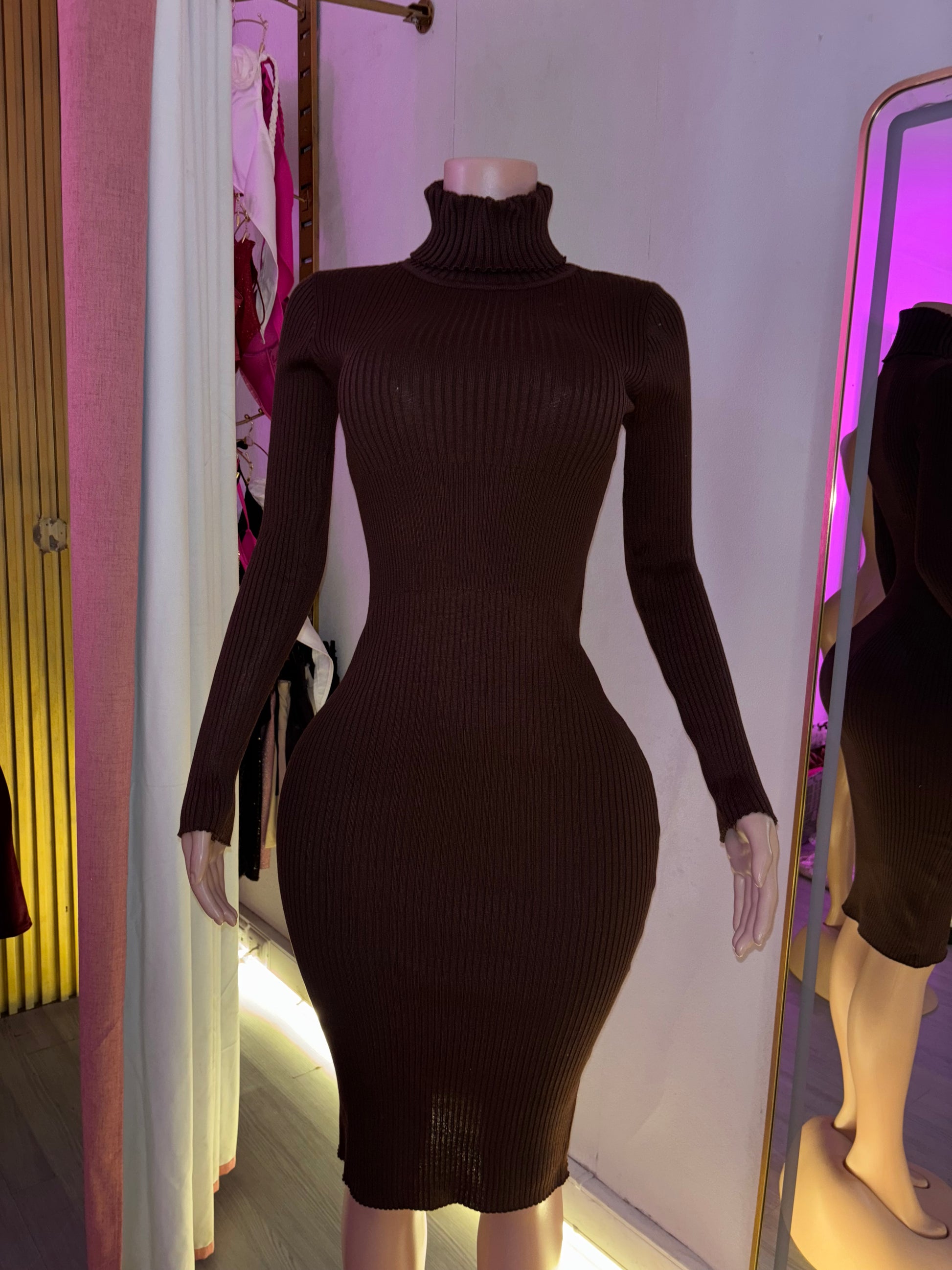 Vestido largo lanilla cuello alto