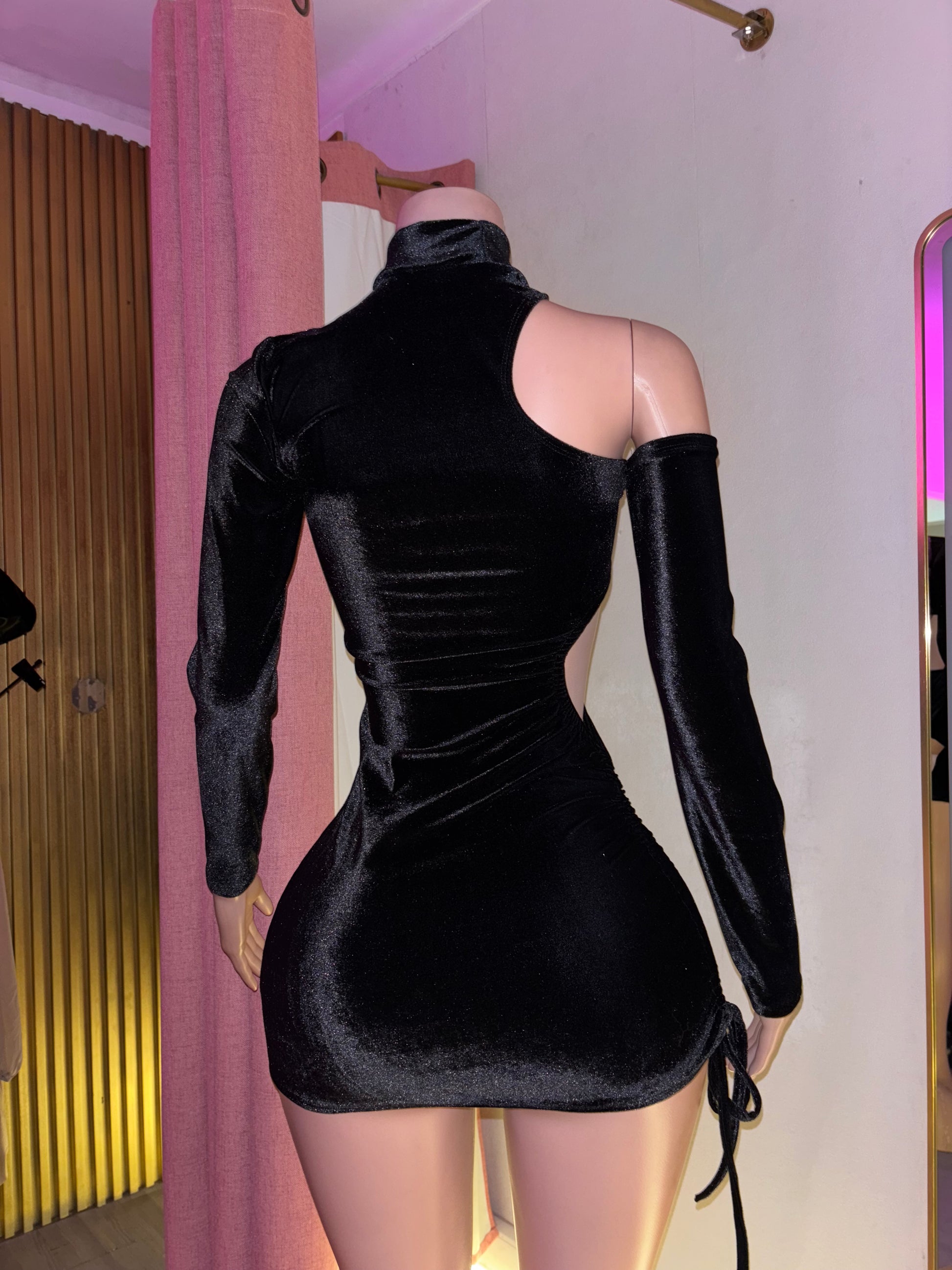 Vestido abertura terciopelo