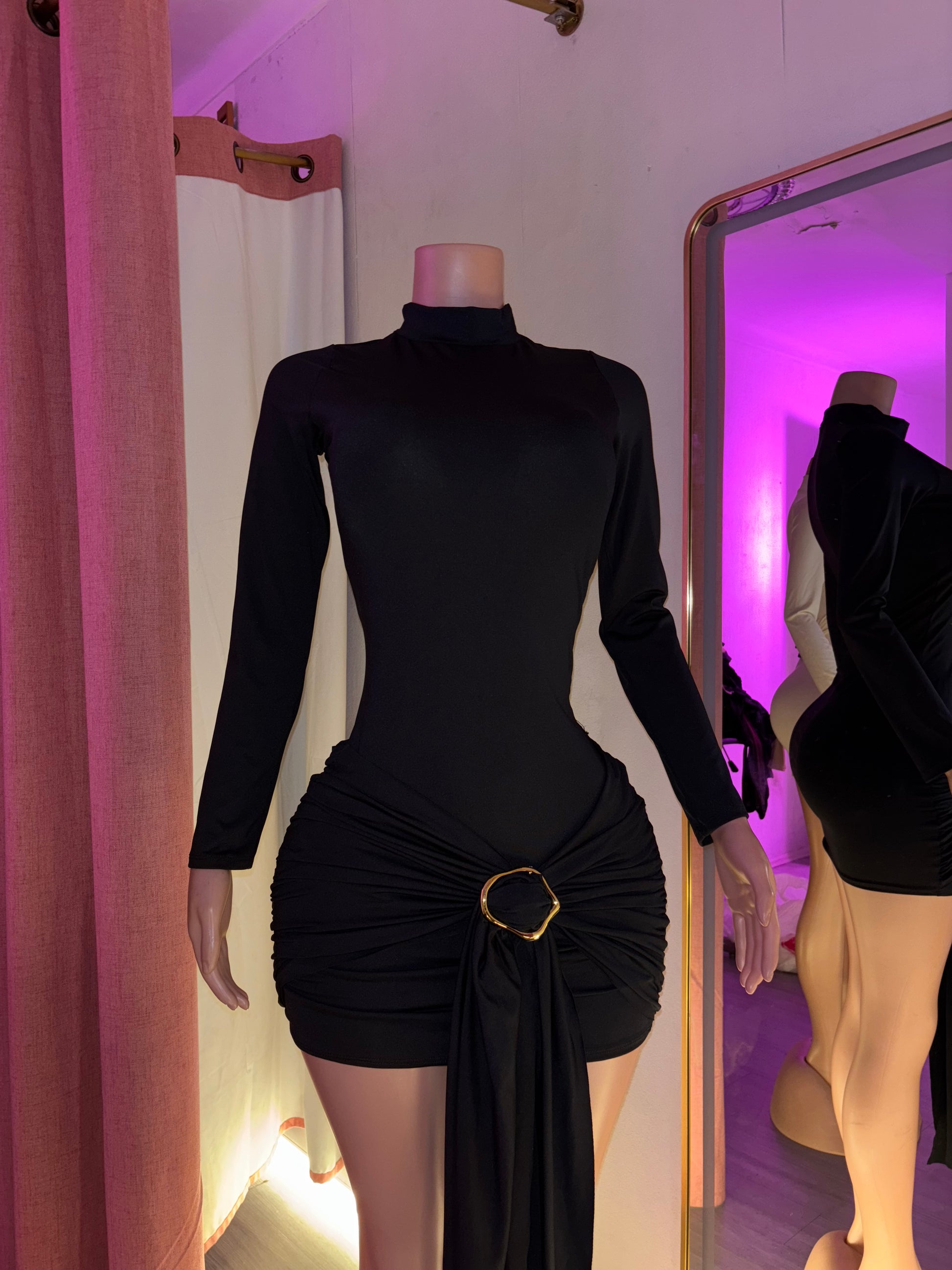 Vestido drapeado manga larga