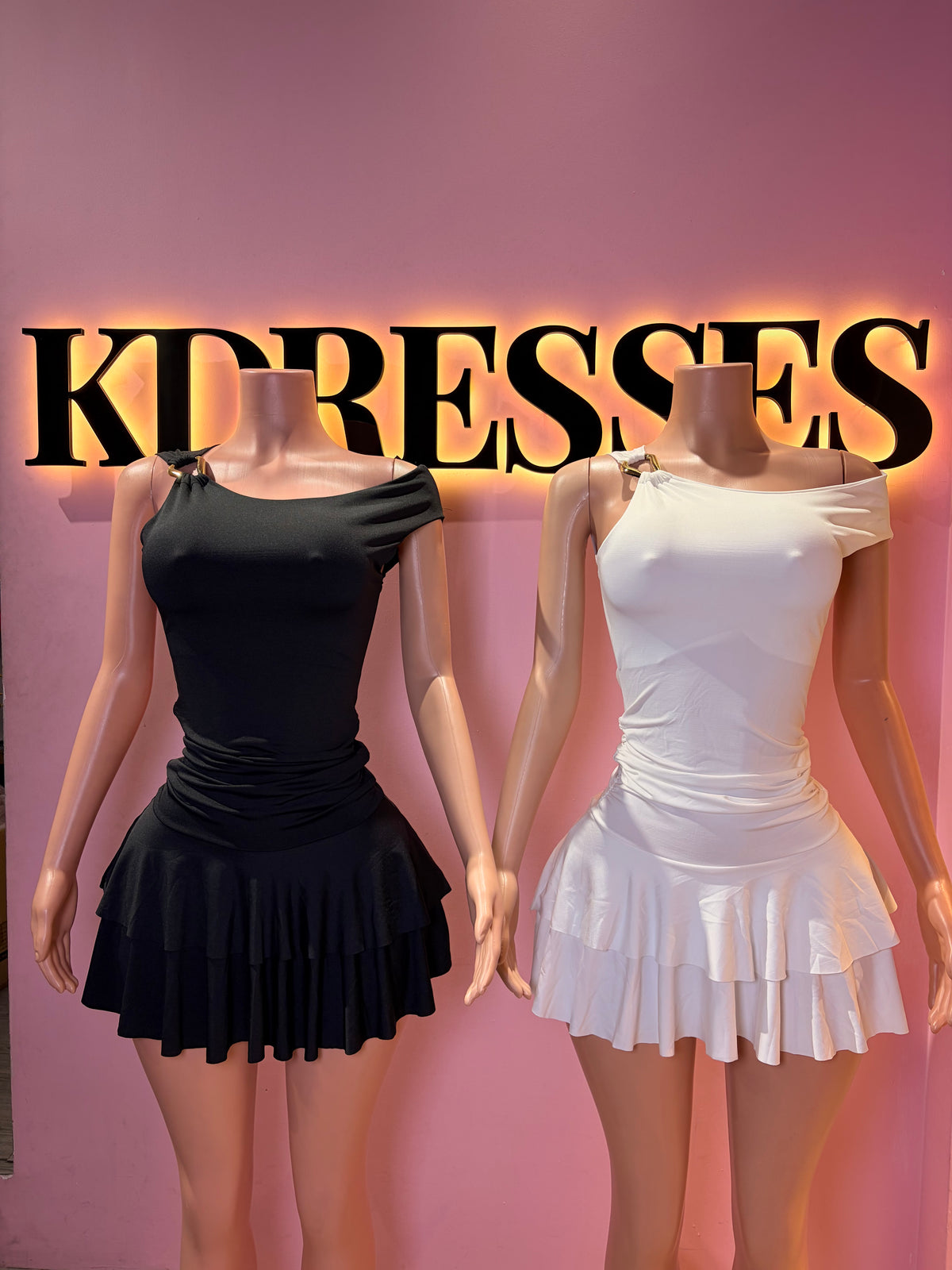 Mini dress vuelitos hebilla