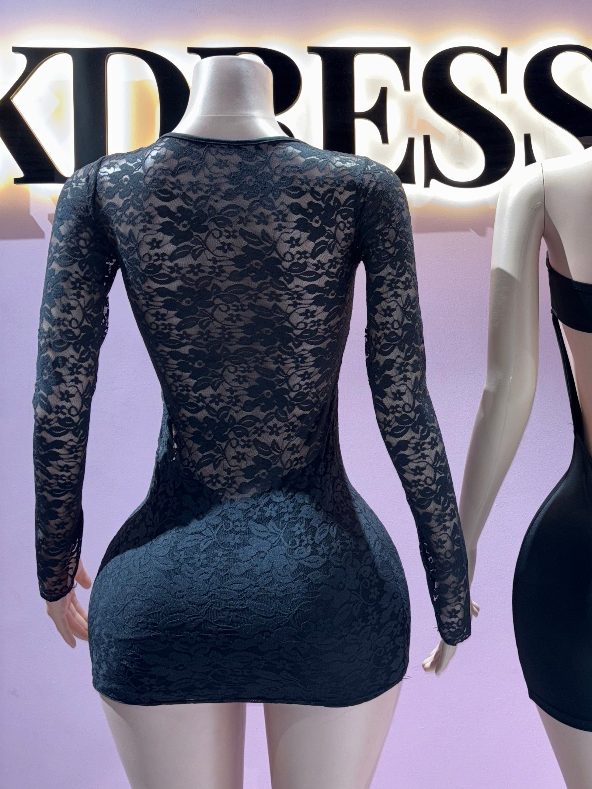 Vestido encaje abertura