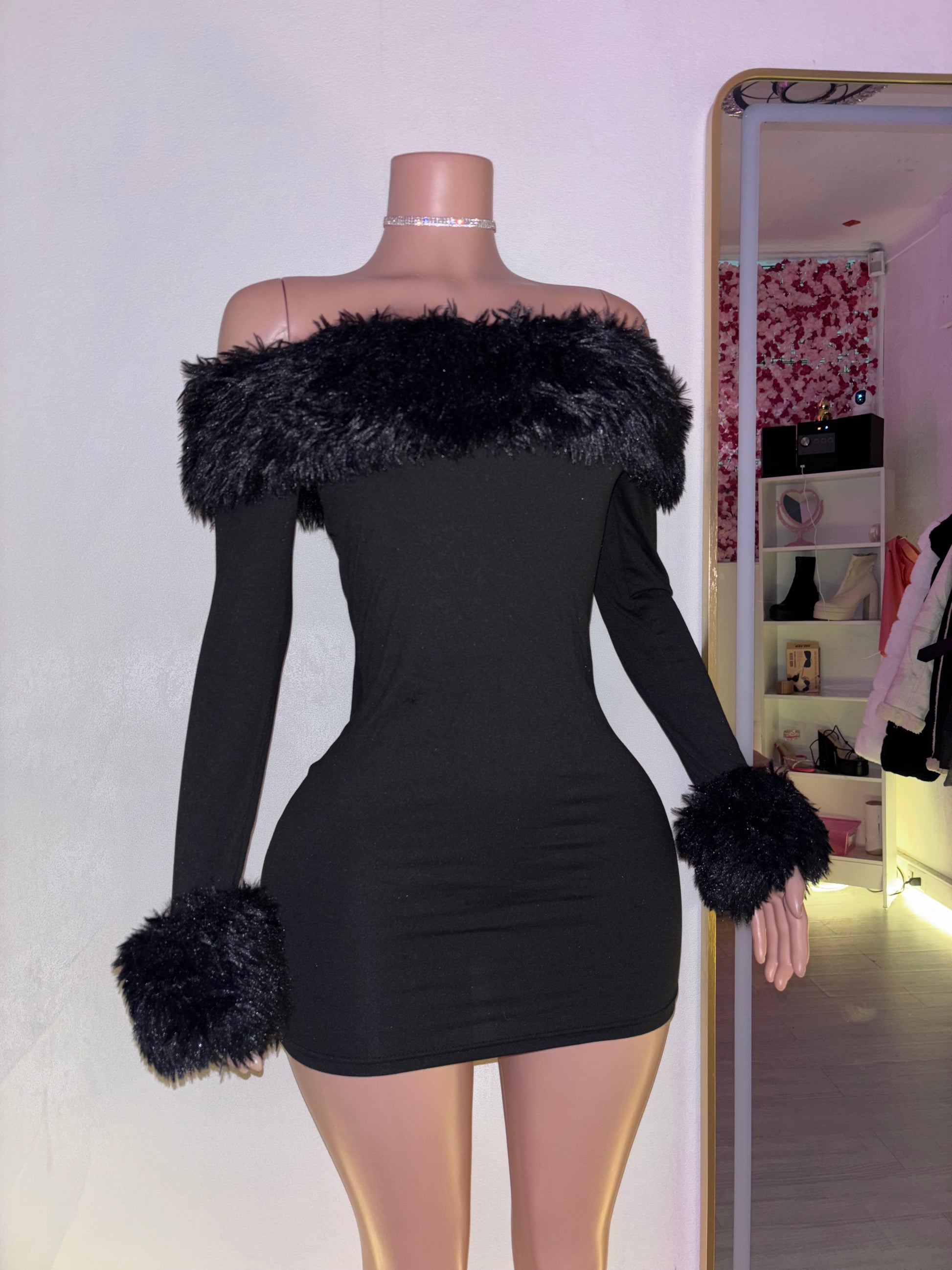 Vestido pompon