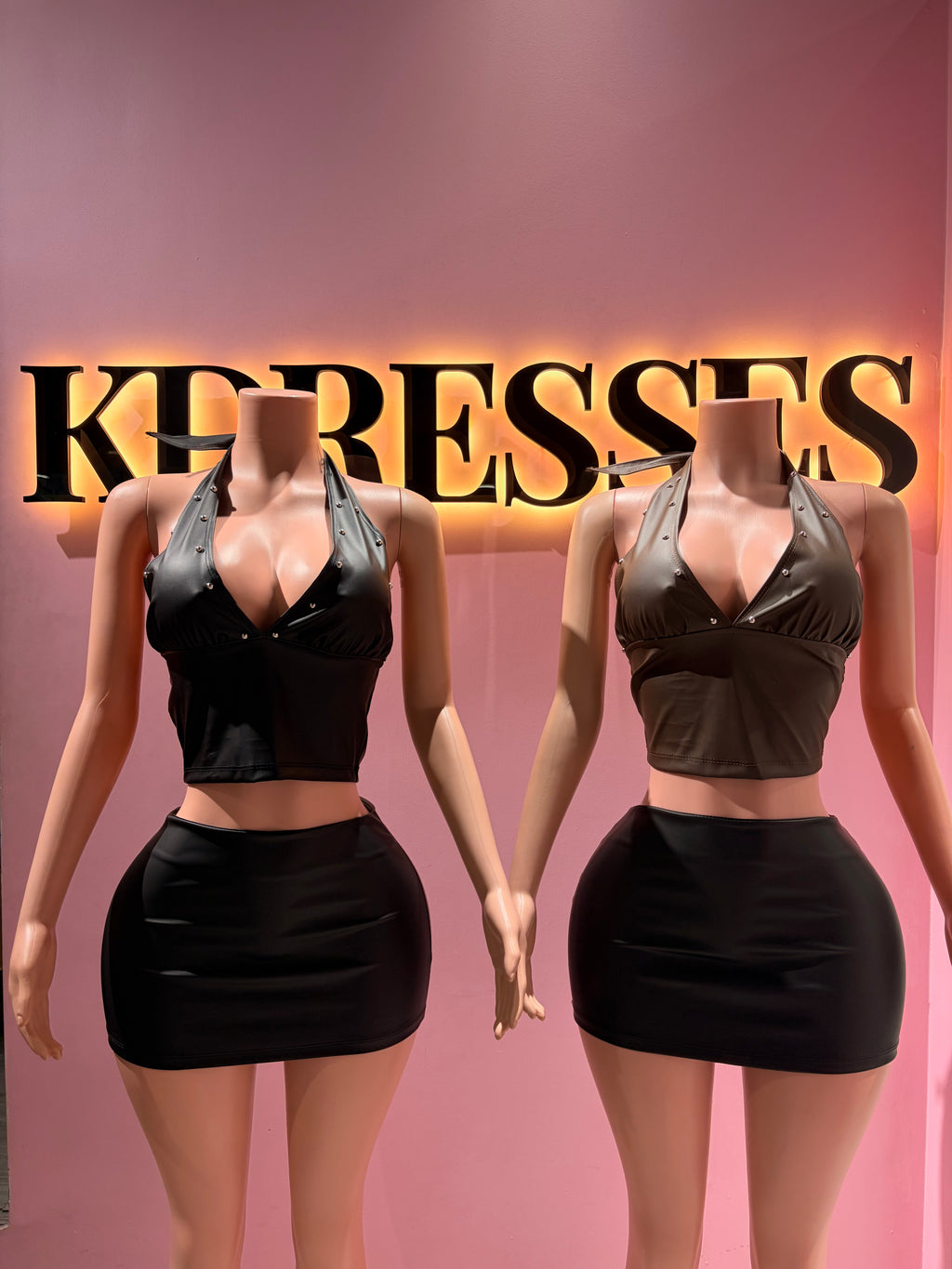 Top ecocuero tachas