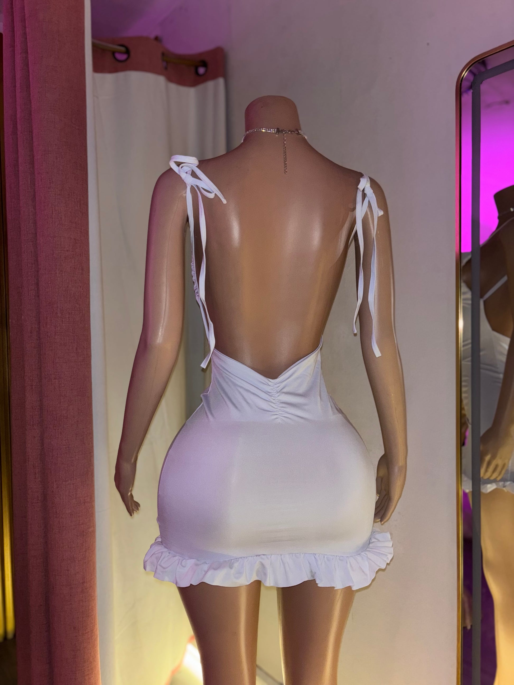 Vestido vuelitos espalda descubierta push up