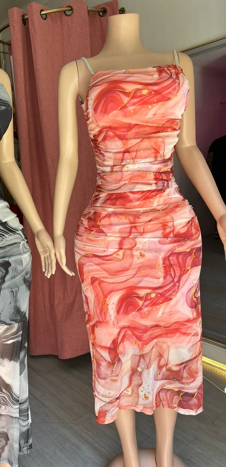 Vestido largo tie die brillos rosa