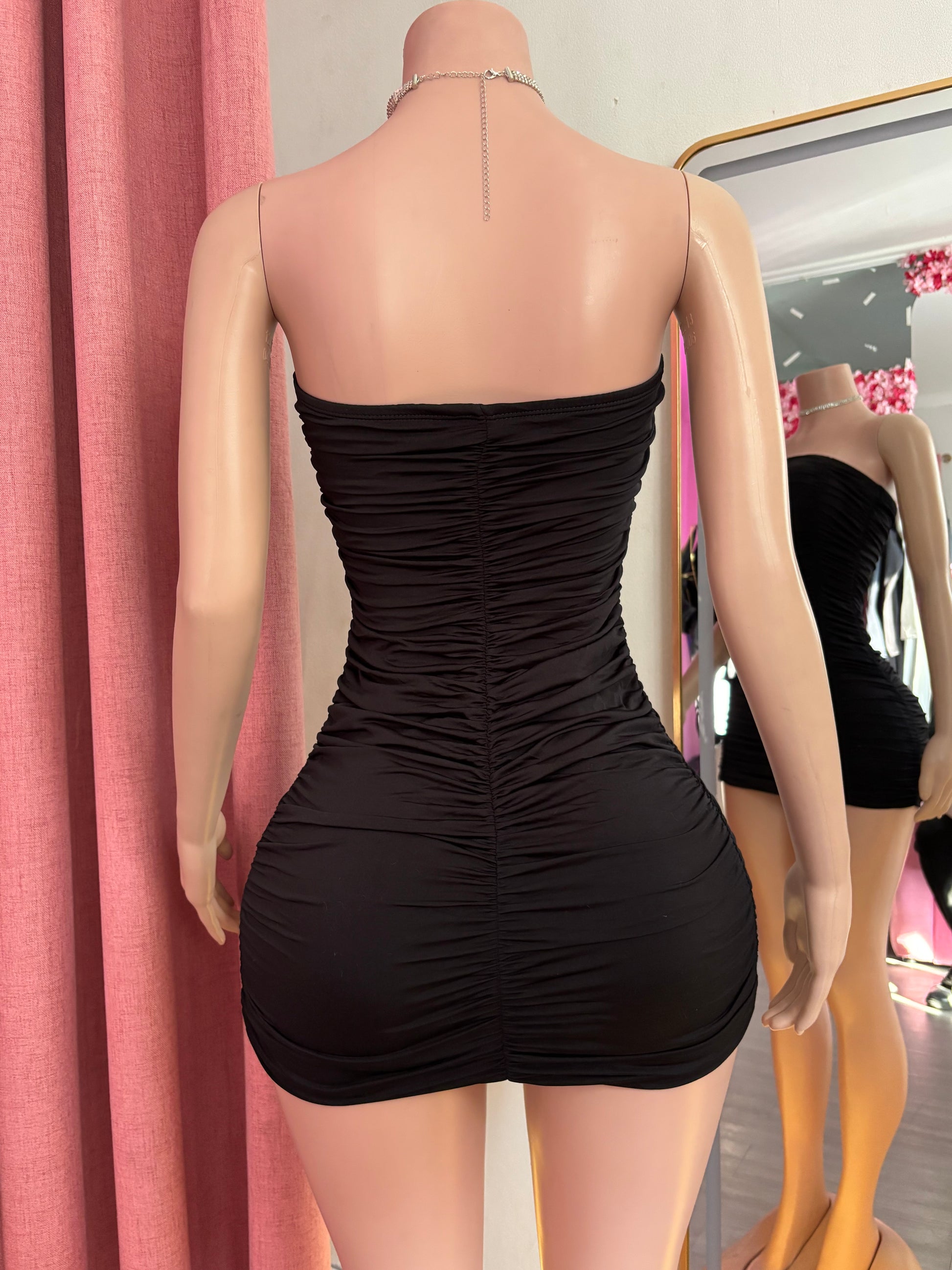 Strapless arrugado
