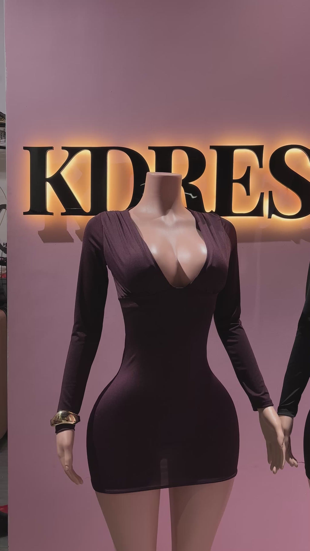 Vestido manga larga escote