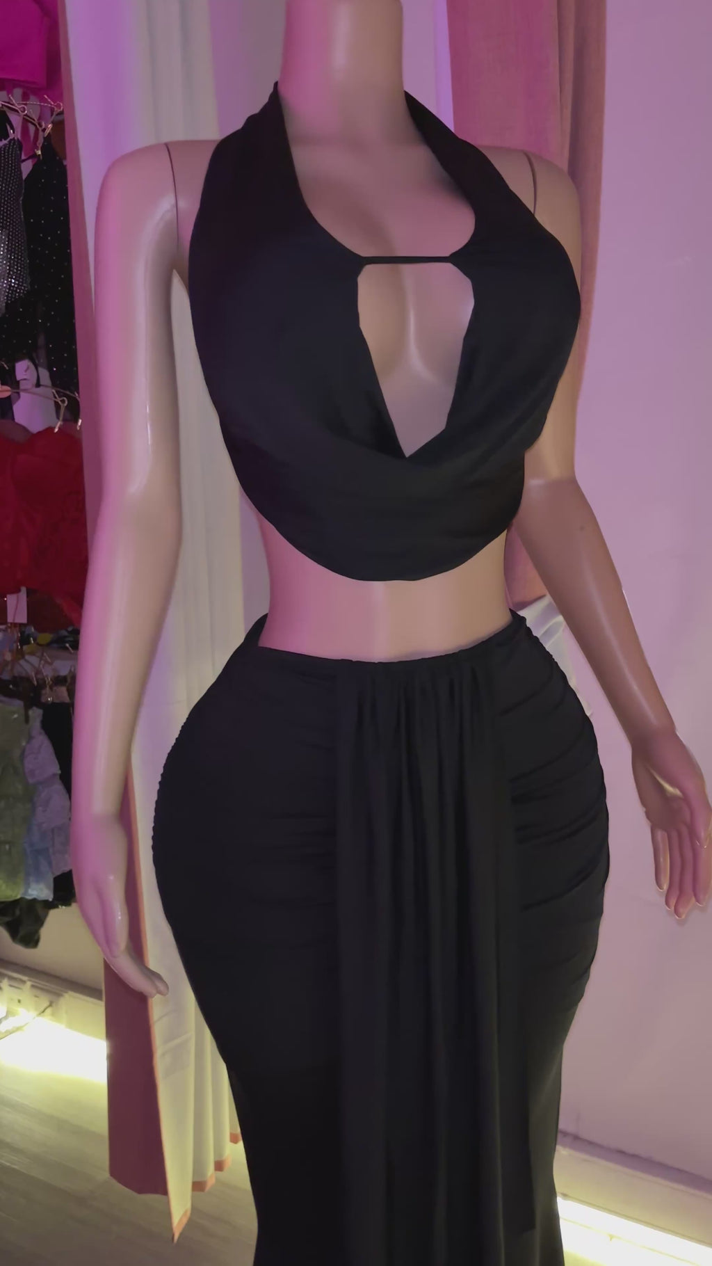 Conjunto largo escote lazo