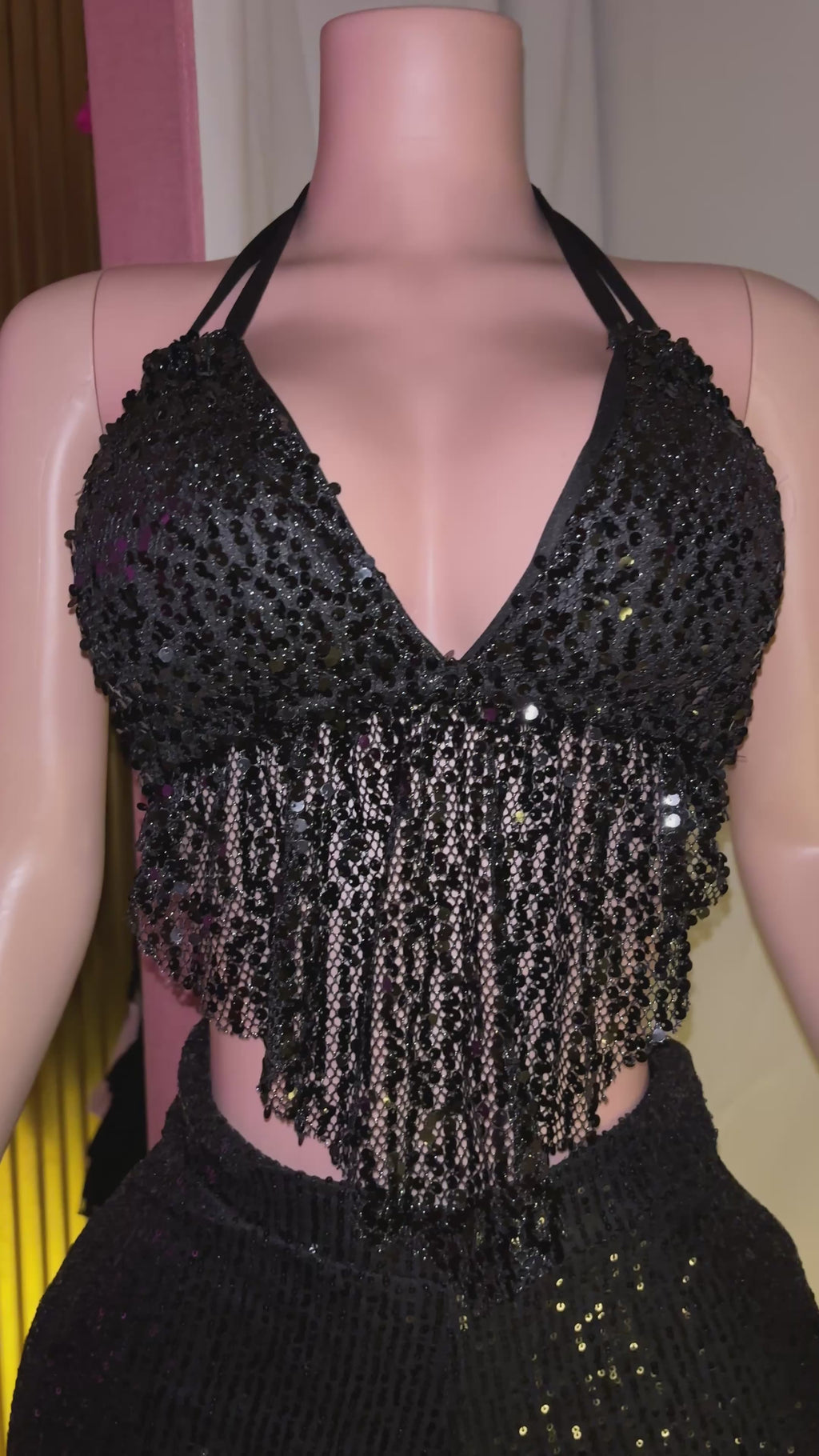 Top escote lentejuelas